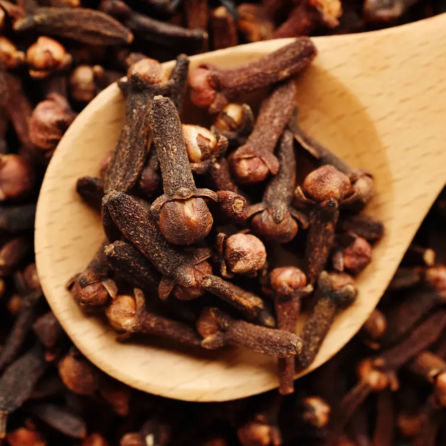 Clove (Laung)